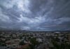 Sinaloa enfrentará un domingo de extremos: lluvias intensas, calor de 45 °C y oleaje elevado