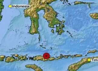 Terremoto de 7.7 sacude el este de Indonesia