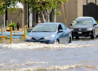 Sinaloa arranca la semana con lluvias intensas, vientos de hasta 70 km/h y oleaje