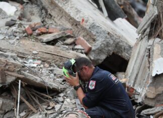 Sheinbaum confirma muerte de dos mexicanos tras terremoto en Colombia
