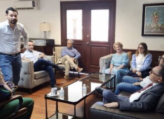 Ahome analiza futuro del Teatro Ingenio, CIE y Trapiche en reunión con Pilar Artola y UAdeO