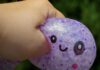 Alertan por juguetes “Squeezy Dumpling” que pueden representar riesgos para niños